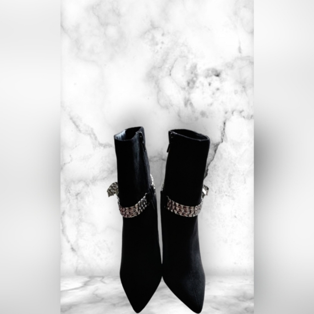 Venus Chain Buckle Heeled Booties Size 6 - Picture 3 of 7
